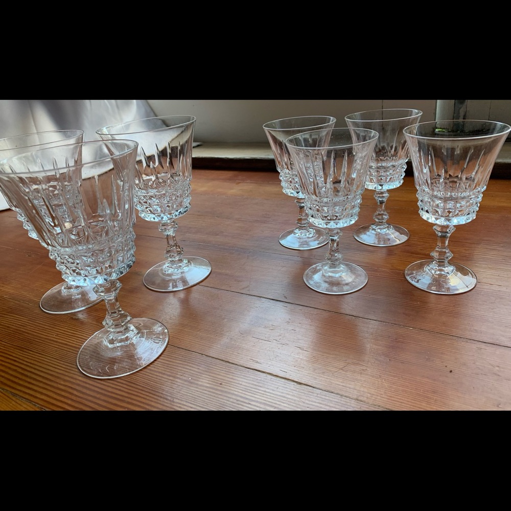 Mystery box of stemware